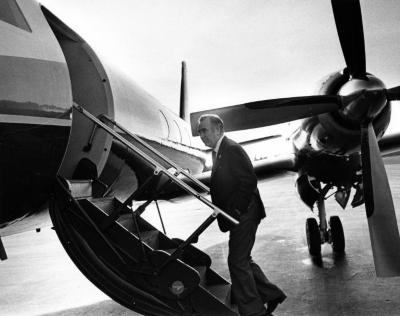Governor Carey Boarding State Plane