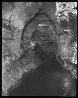 New York. Howe Caverns: The Lagoon of Venus