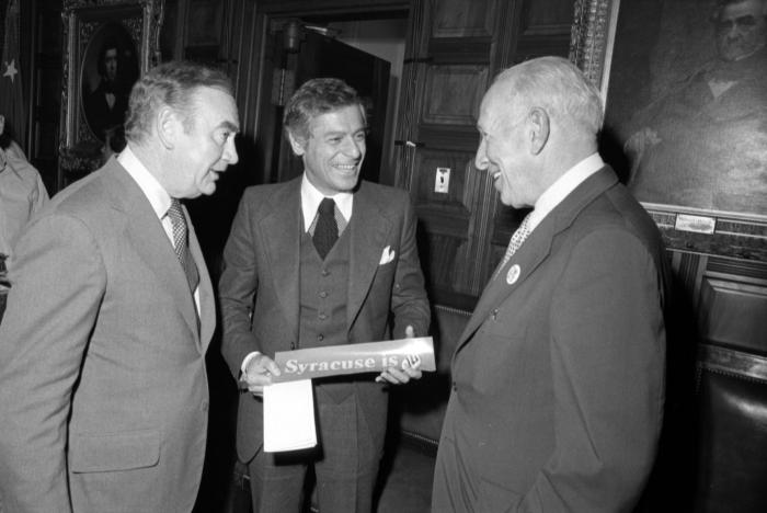 Governor Carey with Mayor Alexander and Mayor Corning