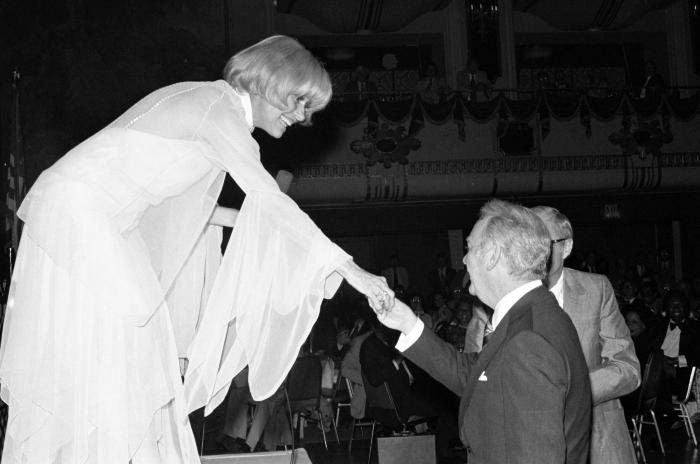 Carol Channing greeting Governor Carey