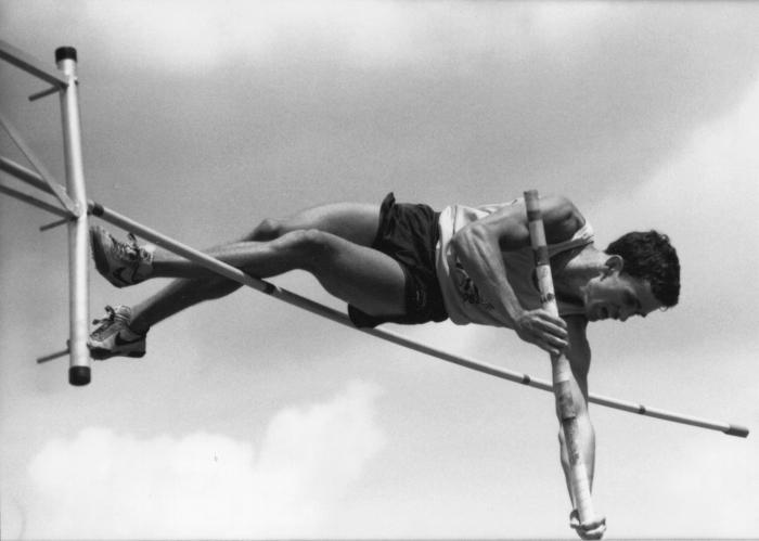 Men's pole vault at the Empire State Games