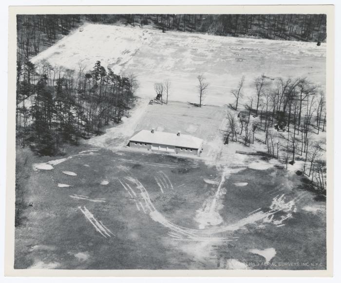 Belmont Lake State Park. Parking Area