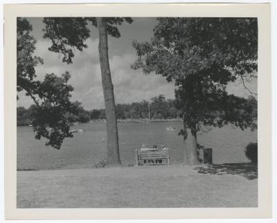 Belmont Lake State Park. Boating