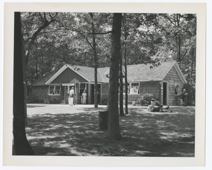 Belmont Lake State Park. Picnic Areas, Playgrounds