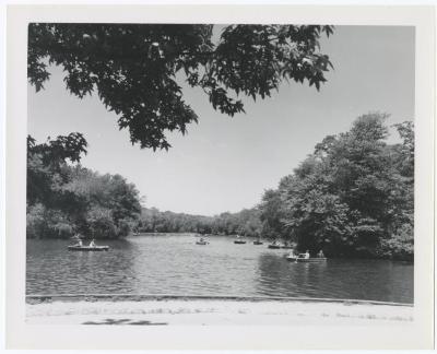 Belmont Lake State Park. Picnic Area and Row Boating