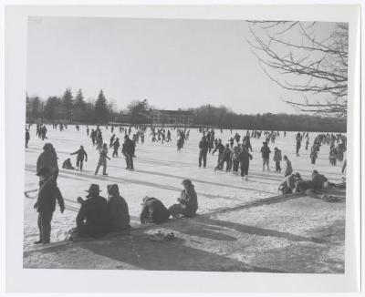 Belmont Lake State Park. Skating