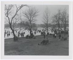 Belmont Lake State Park. Skating