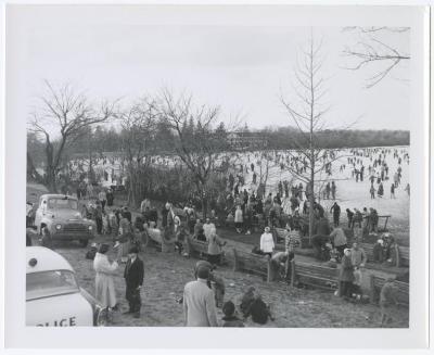 Belmont Lake State Park. Skating