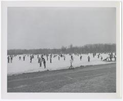 Belmont Lake State Park. Skating