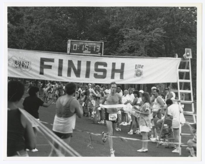 Image of running race finish line