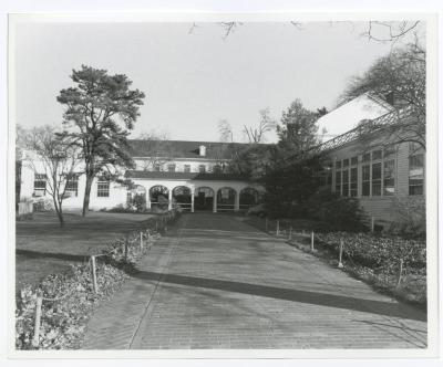 Belmont Lake State Park Administrative Building