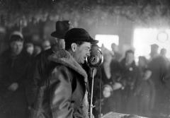 Communication - Lowell Thomas, Radio Announcer