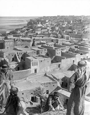 Mesopotamia.  Tekrit.  Typical Arab City on Tigris River