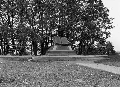 Civil War. Monument of High Water Mark of the Battle of Gettysburg with Cannons on either side