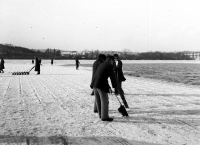 Ice Harvesting. Sawing the Floes on the Hudson River.