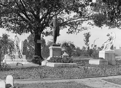 Civil War. Grave of Jefferson Davis in Richmond, Va.