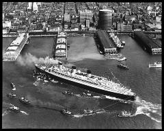 Ships. Aerial View of the S.S. Queen Mary