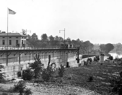 Barge Canal. Combined Locks on the Cayuga and Seneca Canal