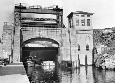 Barge Canal. Barges Leaving Lock 17