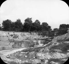 N.Y. Hudson River. Montrose Point. Section of Clay Pits