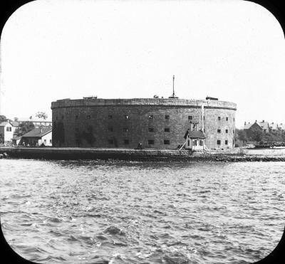 N.Y. Governor's Island. Castle William