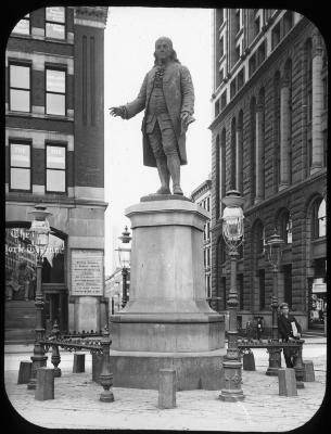 New York City. Franklin Statue. Printing House Square.