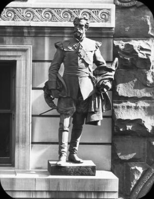 New York City. Henry Hudson Statue, Exchange Court Building