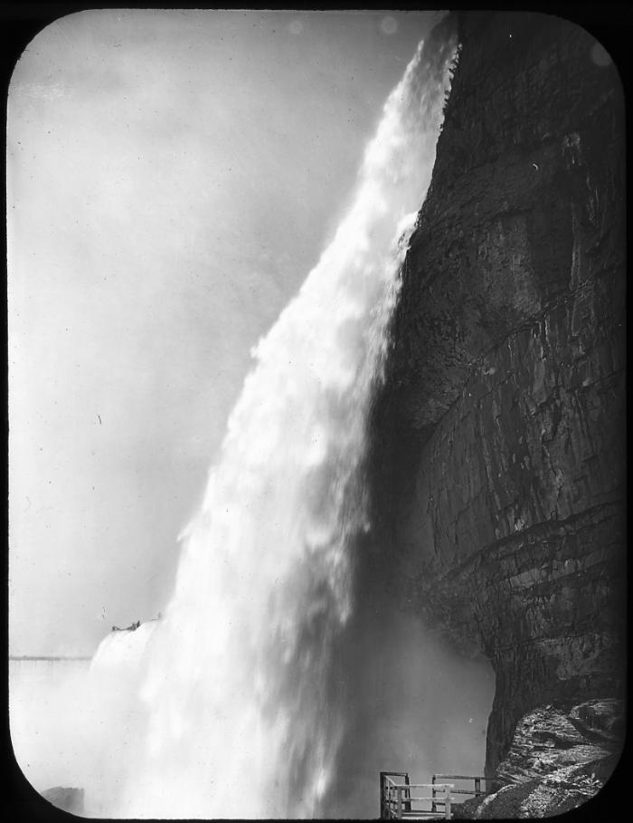 Luna Falls & Entrance to the Cave of the Winds
