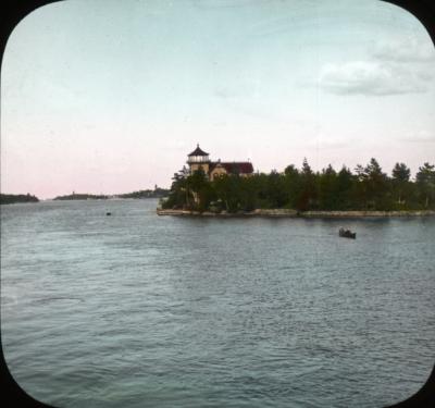 N.Y. Thousand Islands. Near Alexandria Bay, Rose Island.