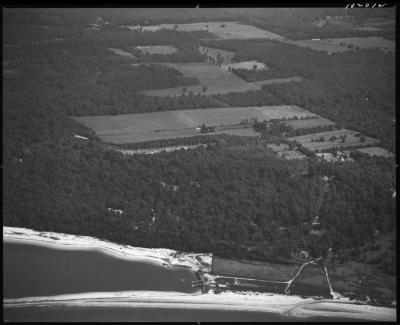 Lloyds Neck, N.Y.