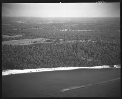 Lloyds Neck, N.Y.