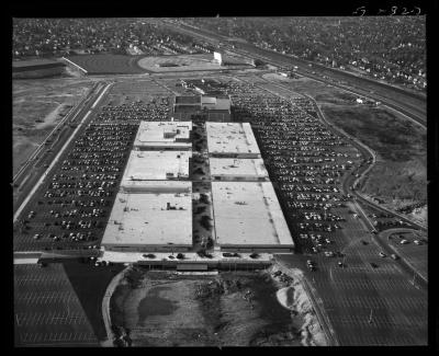 Green Acres Shopping Center, N.Y.