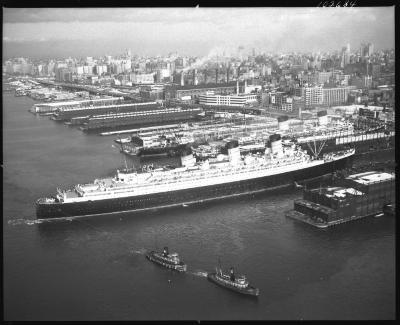 RMS Queen Mary & HMS Queen Elizabeth