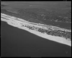Beach Front, N.Y.
