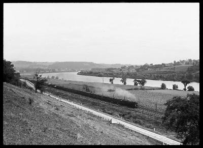 View Southeast over Mohawk Valley west of Fonda, New York 