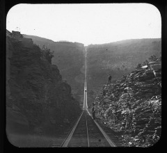 Otis elevated railway from lower terminus