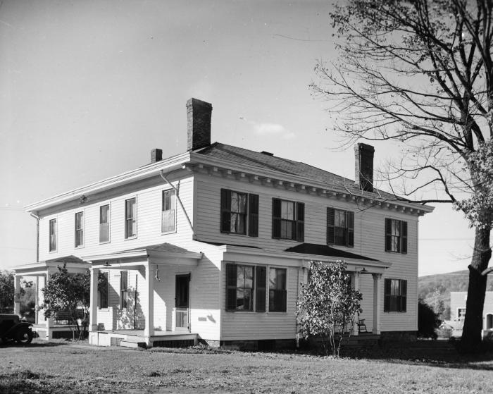 Tavern and Shoemaker in Herkimer County. August 23, 1941