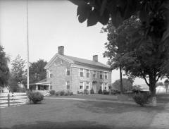 Swarts Tavern in Schoharie, New York. August 31, 1937