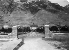 Mental Health Custodial Facilities. State Mental Hospital at Provo, Utah