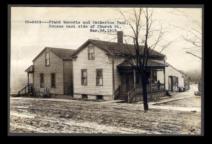 Erie Canal: prism and structures at Medina