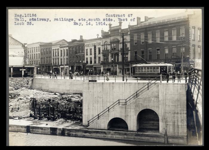 Erie Canal: locks 34 and 35 and prism at Lockport