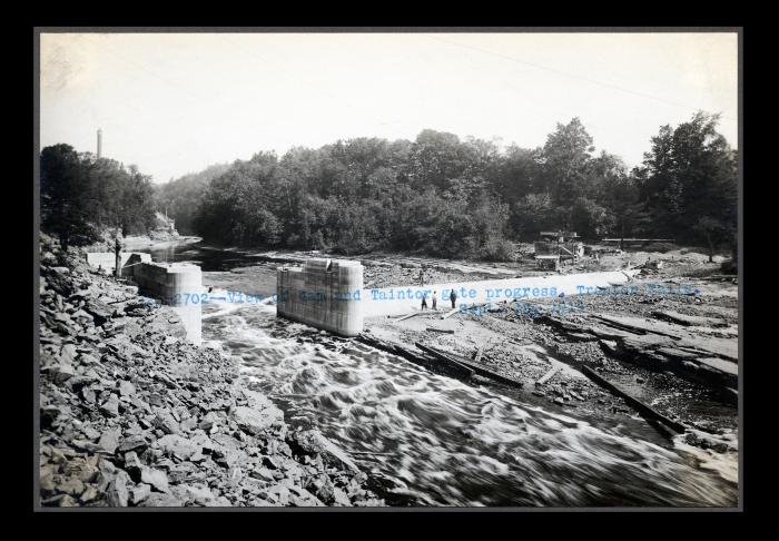 Erie Canal: dam and sluice gate across West Canada Creek at Trenton Falls