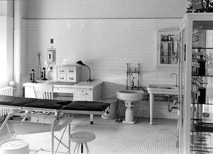 Chazy Central  School - Nurses Room