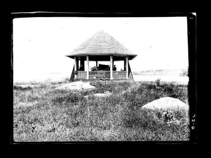 [Pavillion at Picnic Point St. Lawrence Reservation]