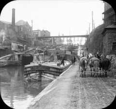 Erie Canal locks at Lockport