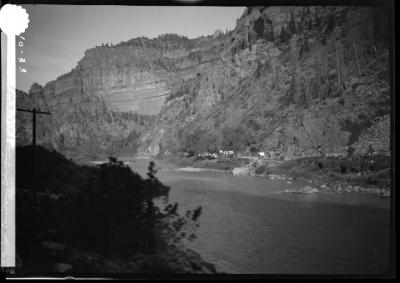 Sedimentary rock cliffs overlooking Grand River in Colorado