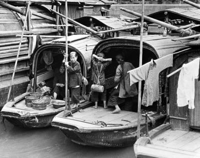 Sampan life on Pearl River, Canton, China