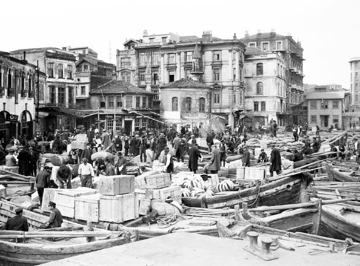 Turkey.  Constantinople.  The Harbor