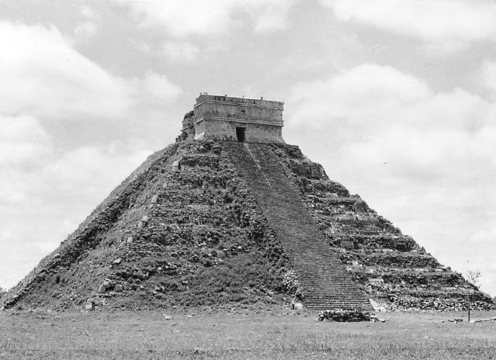 Mexico.  Chichen Itza (Yucatan).  The Castle, or Great Temple of Kukul Can; View Northeast.  (1925)