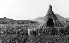 Straw hut for Guardian of Crops, Foochow, China